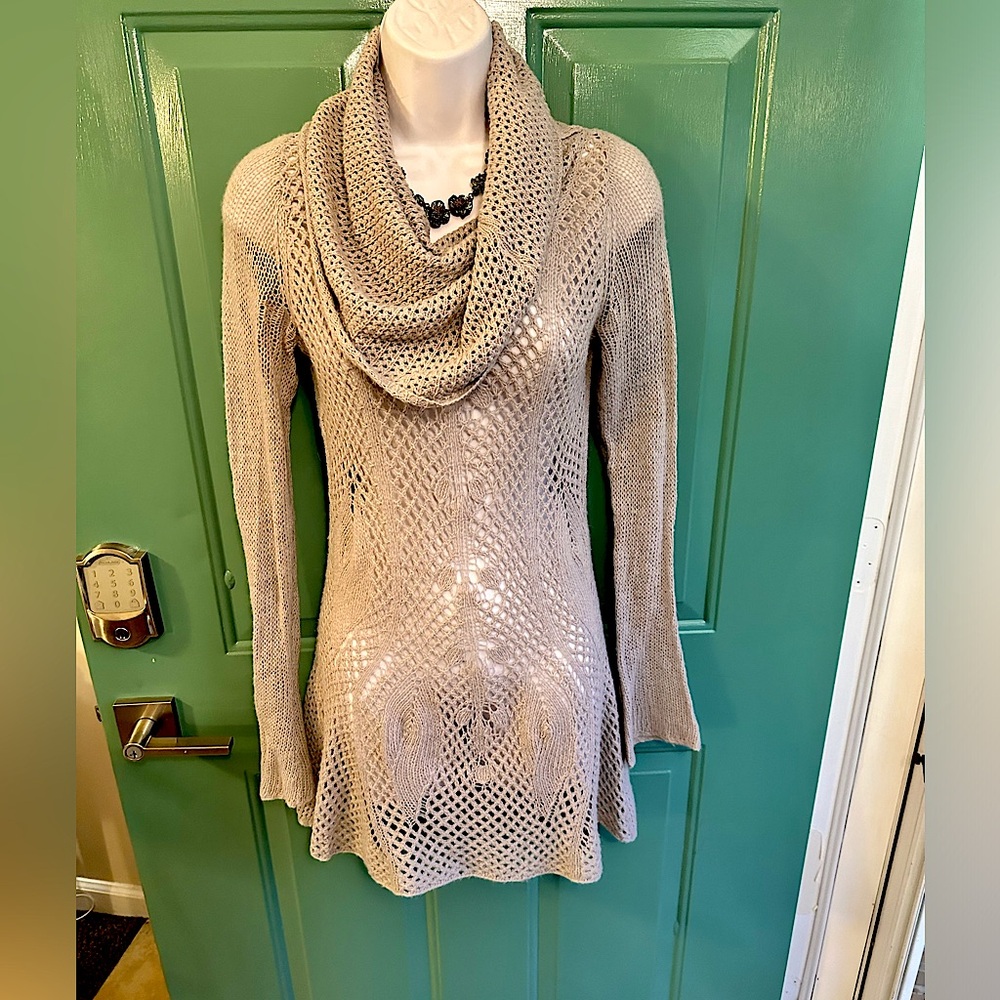 Guinevere Anthropologie Cowl Neck Knit Sweater size small
